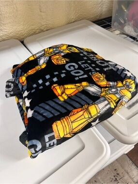 Kids' Black & Yellow transformers Throw Blanket